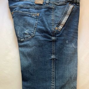 Zara Jeans